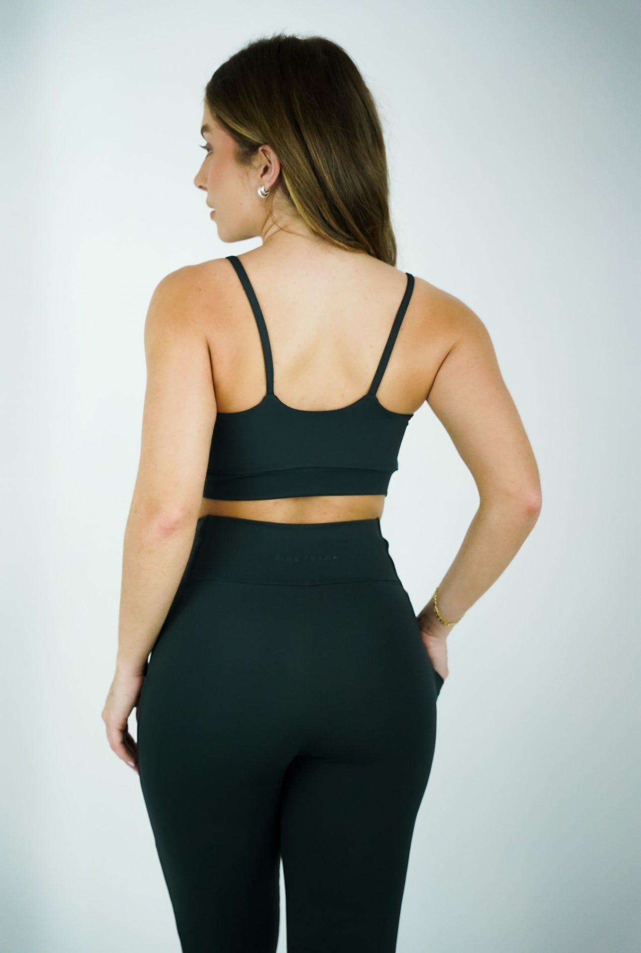 LEGGING COM BOLSO - CINZA CHUMBO