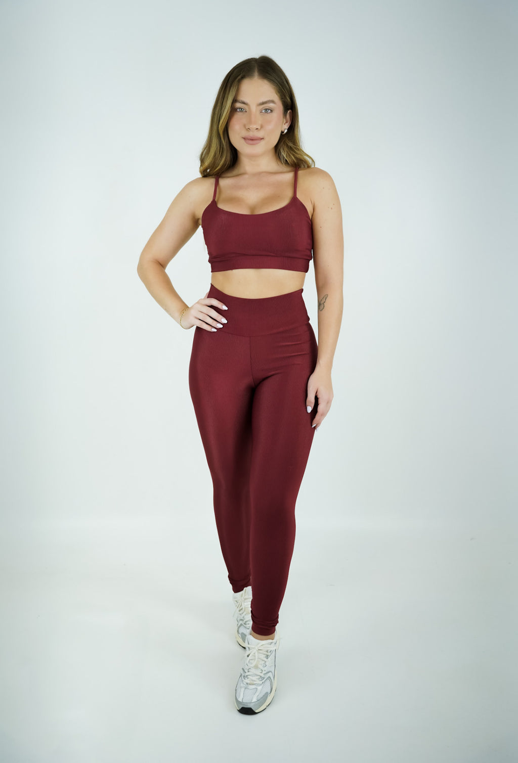 TOP CANELADO BÁSICO - BORDÔ - Fina Forma Fitness