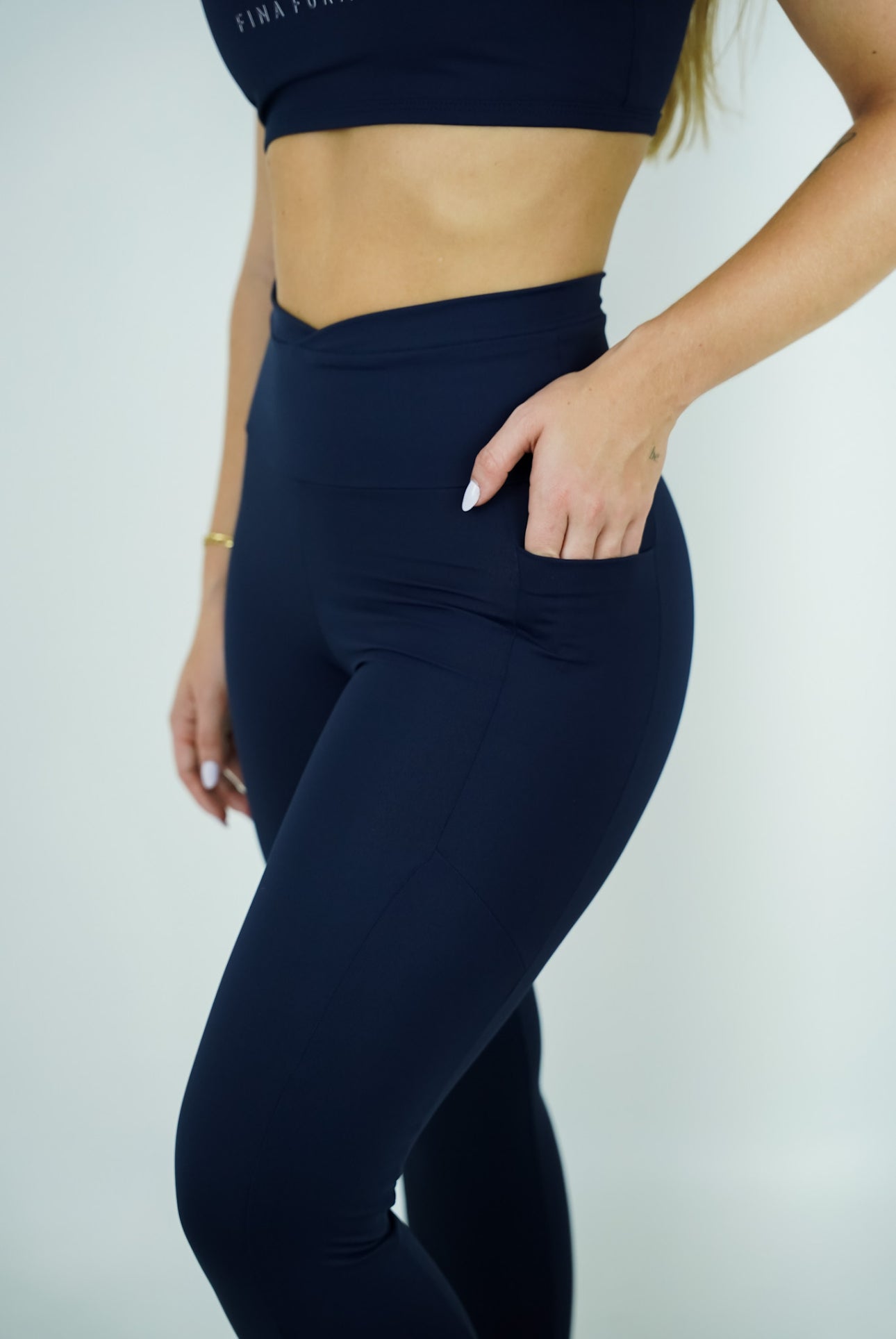 LEGGING COM BOLSO - AZUL MARINHO