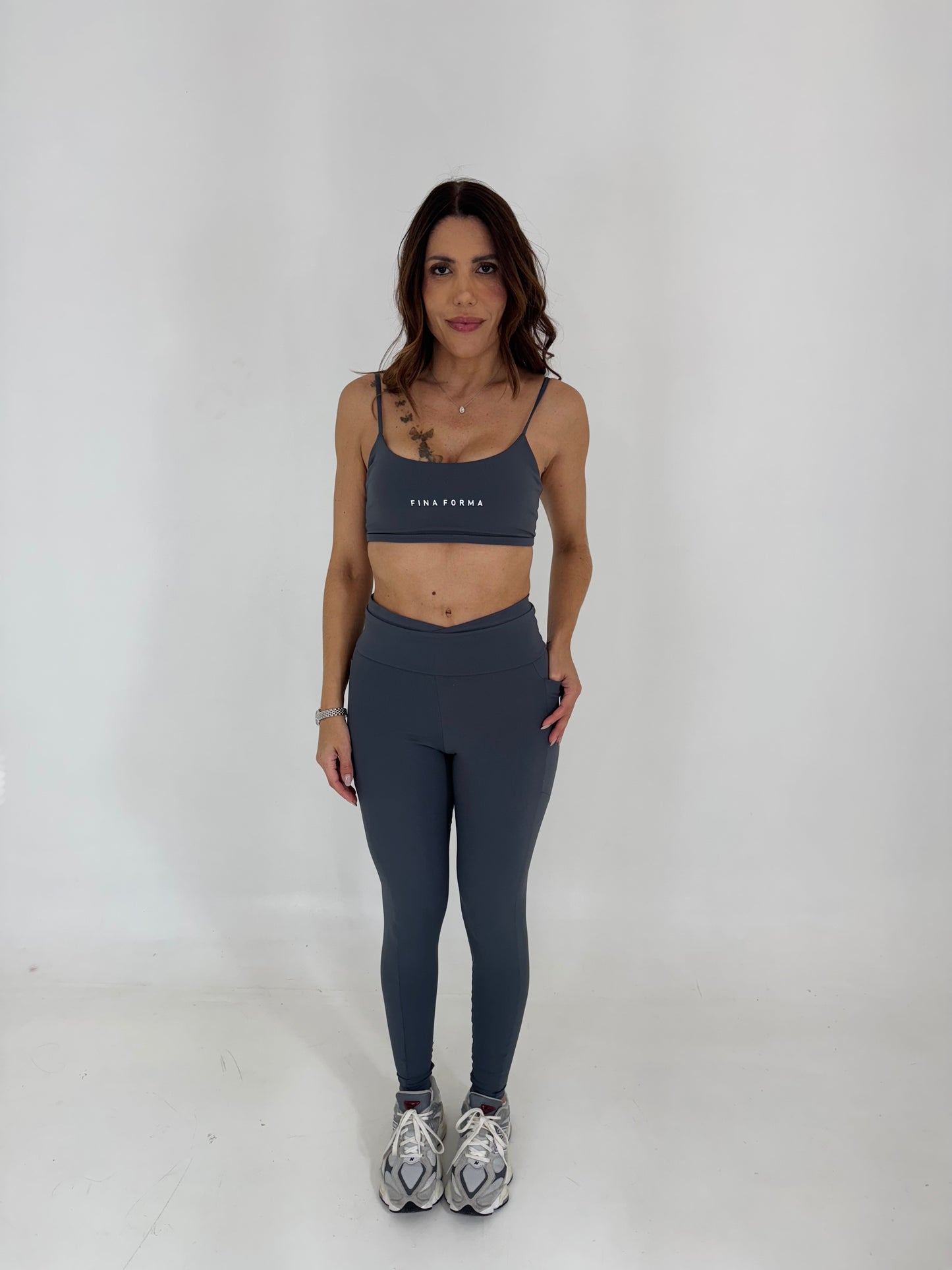 LEGGING COM BOLSO - CINZA