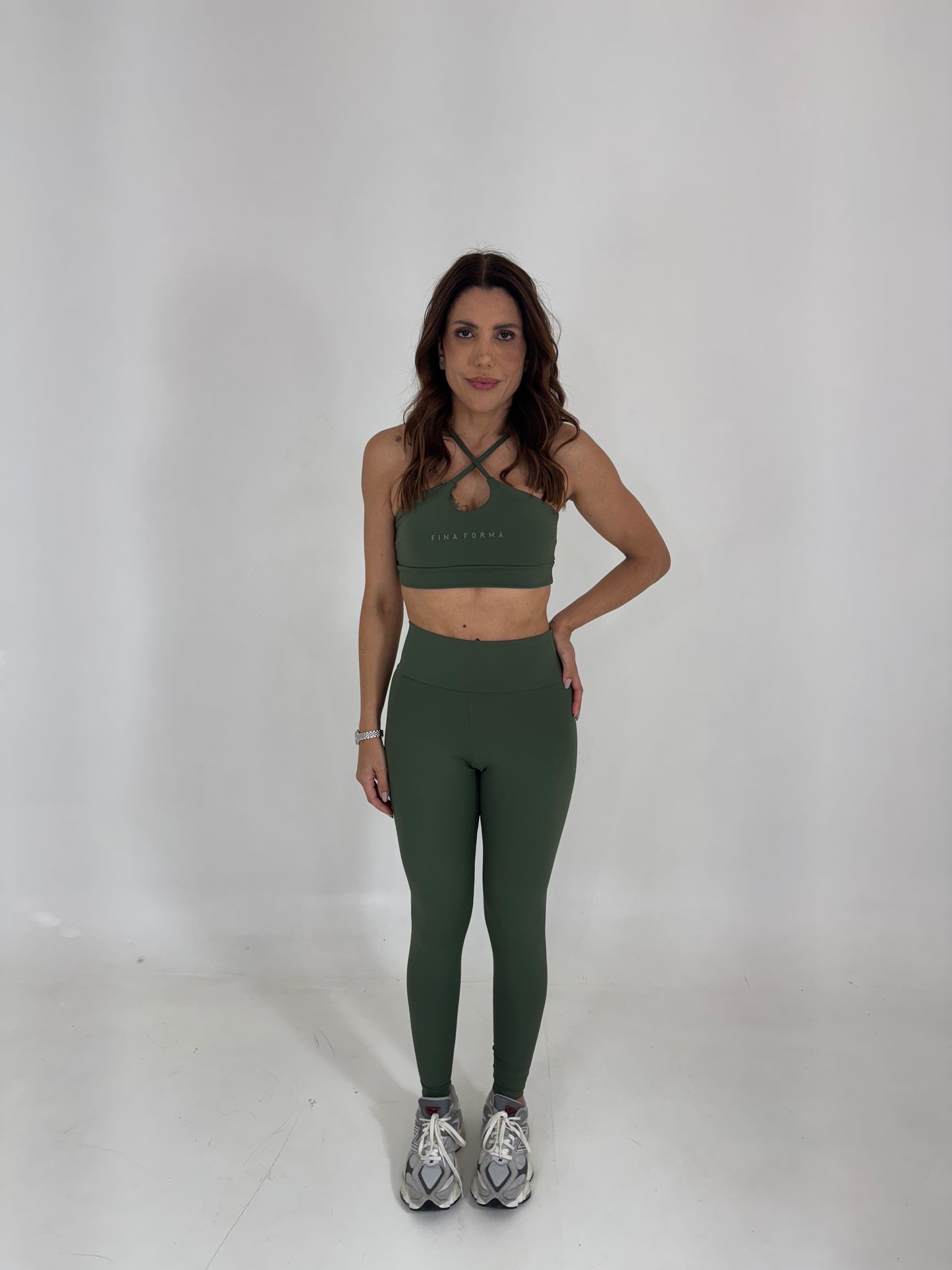 LEGGING RETA BÁSICA - VERDE OLIVA