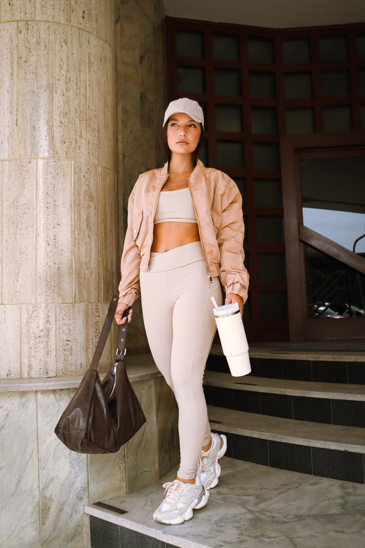 LEGGING COM BOLSO - NUDE - Fina Forma Fitness