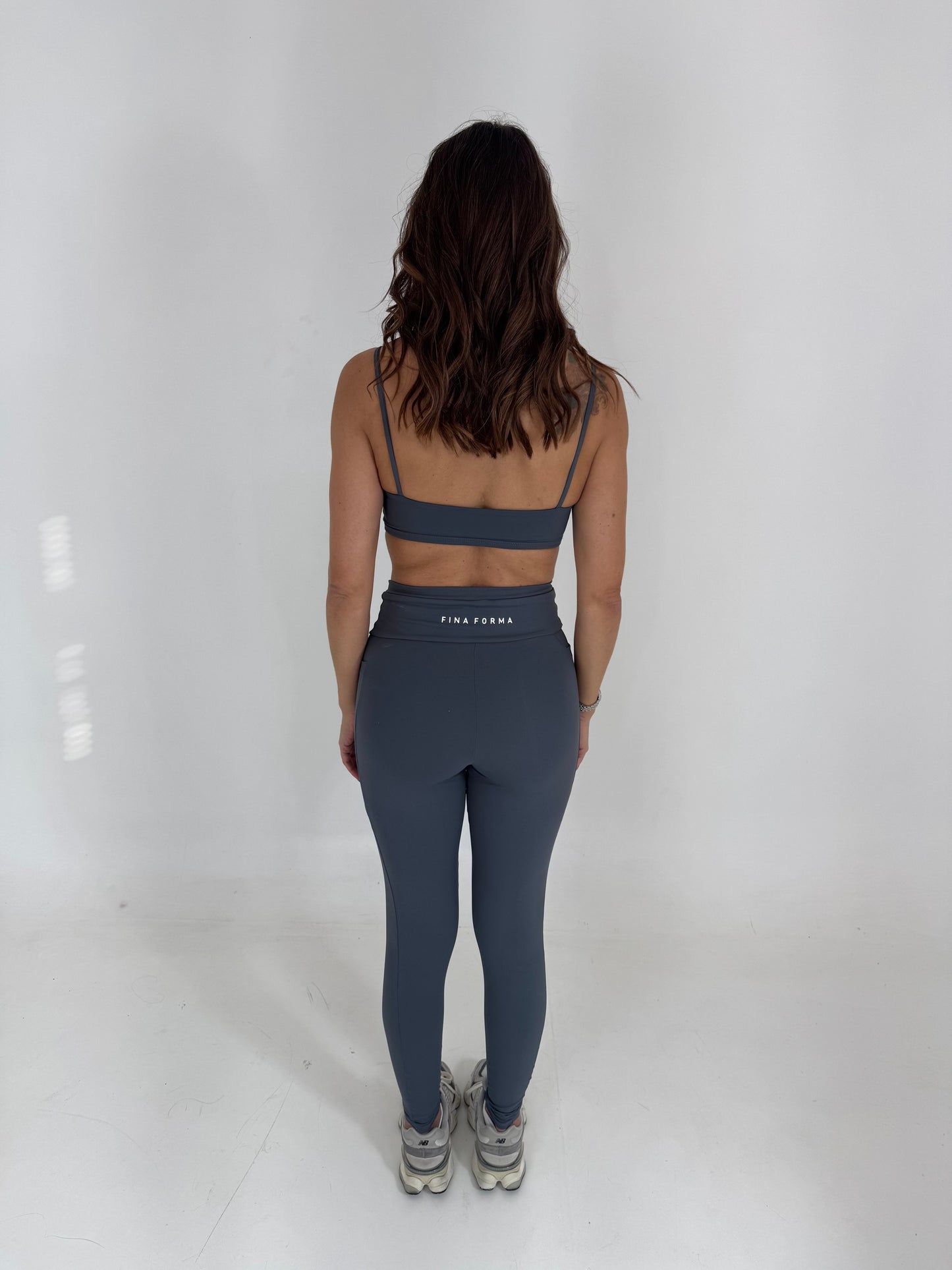 LEGGING COM BOLSO - CINZA
