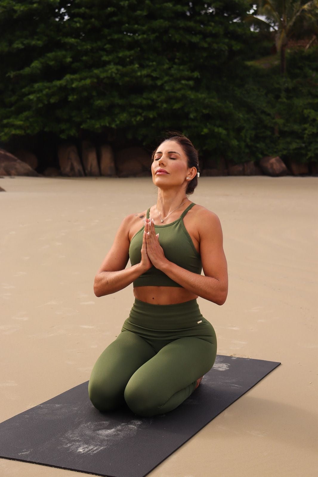 LEGGING SEM COSTURA - VERDE - Fina Forma Fitness