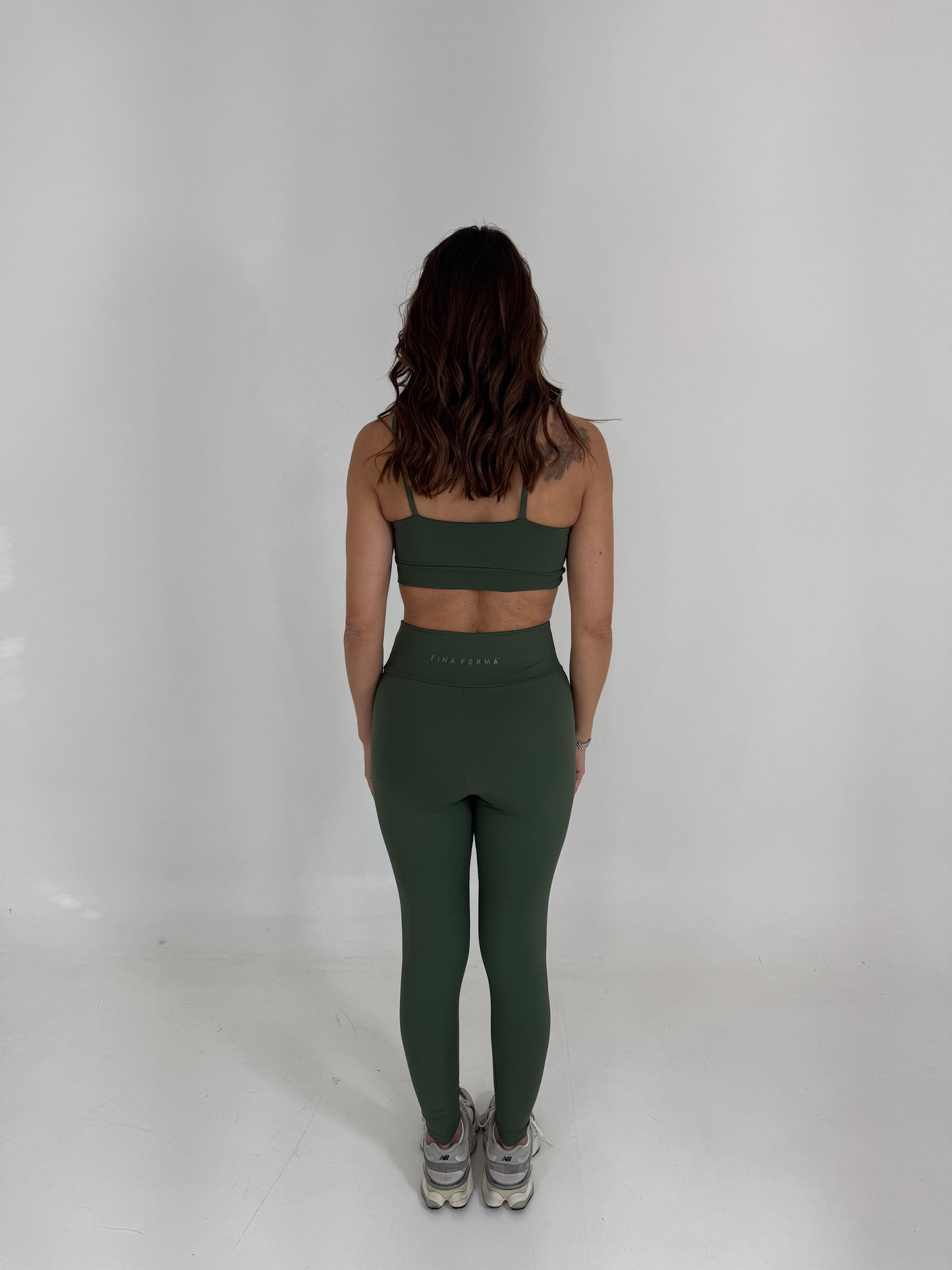 LEGGING RETA BÁSICA - VERDE OLIVA