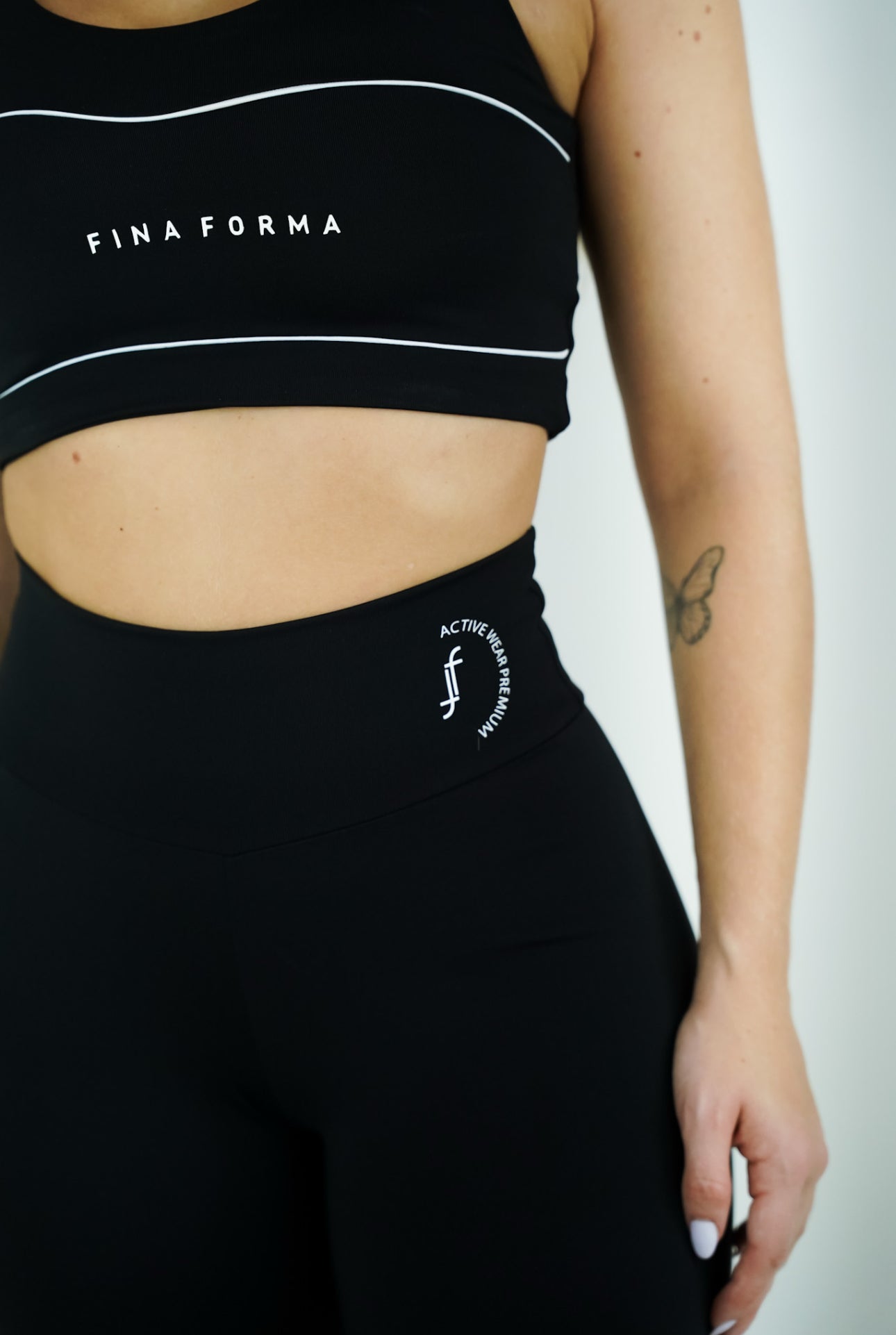 BERMUDA BÁSICA  - PRETO