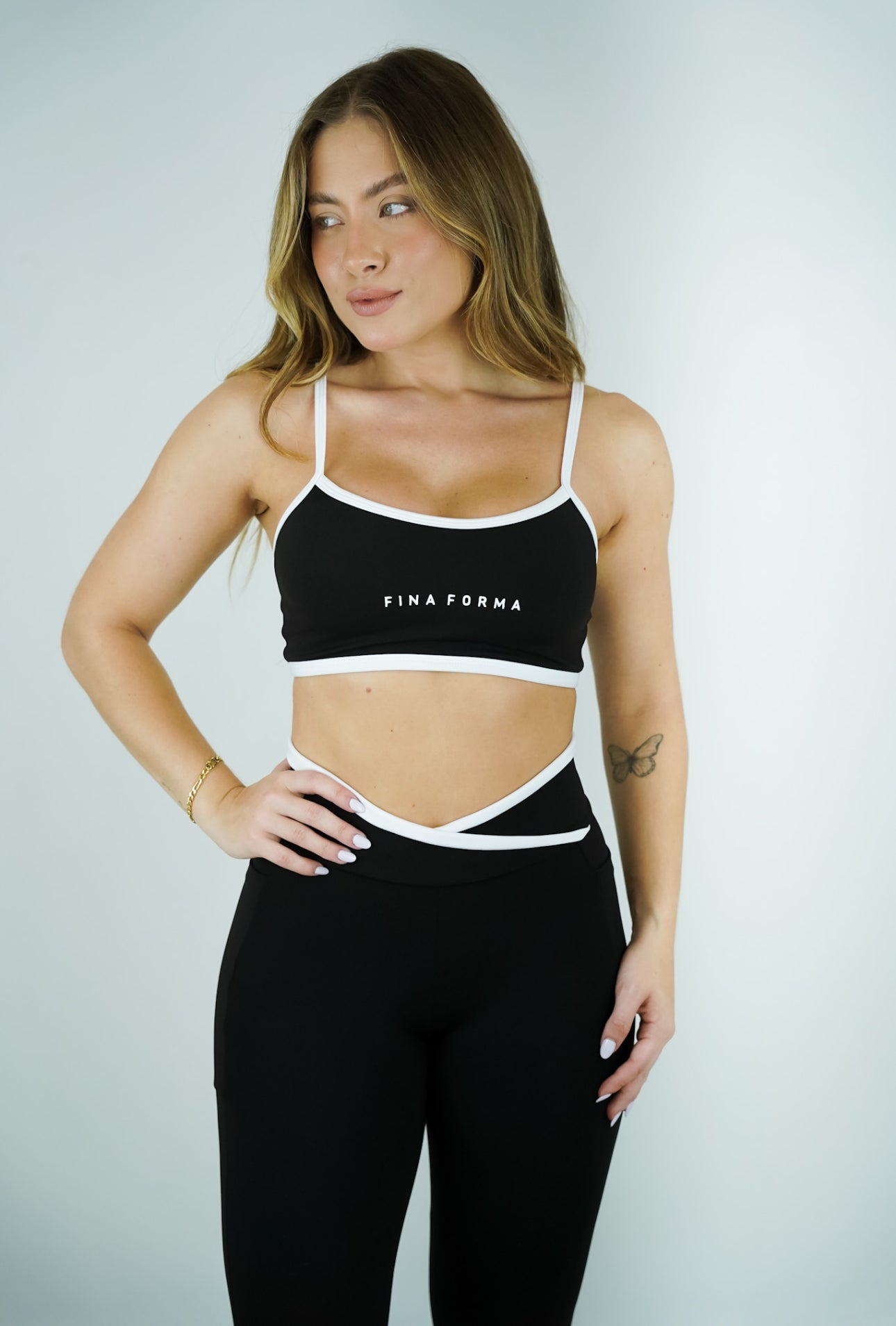 LEGGING COM BOLSO - PRETO