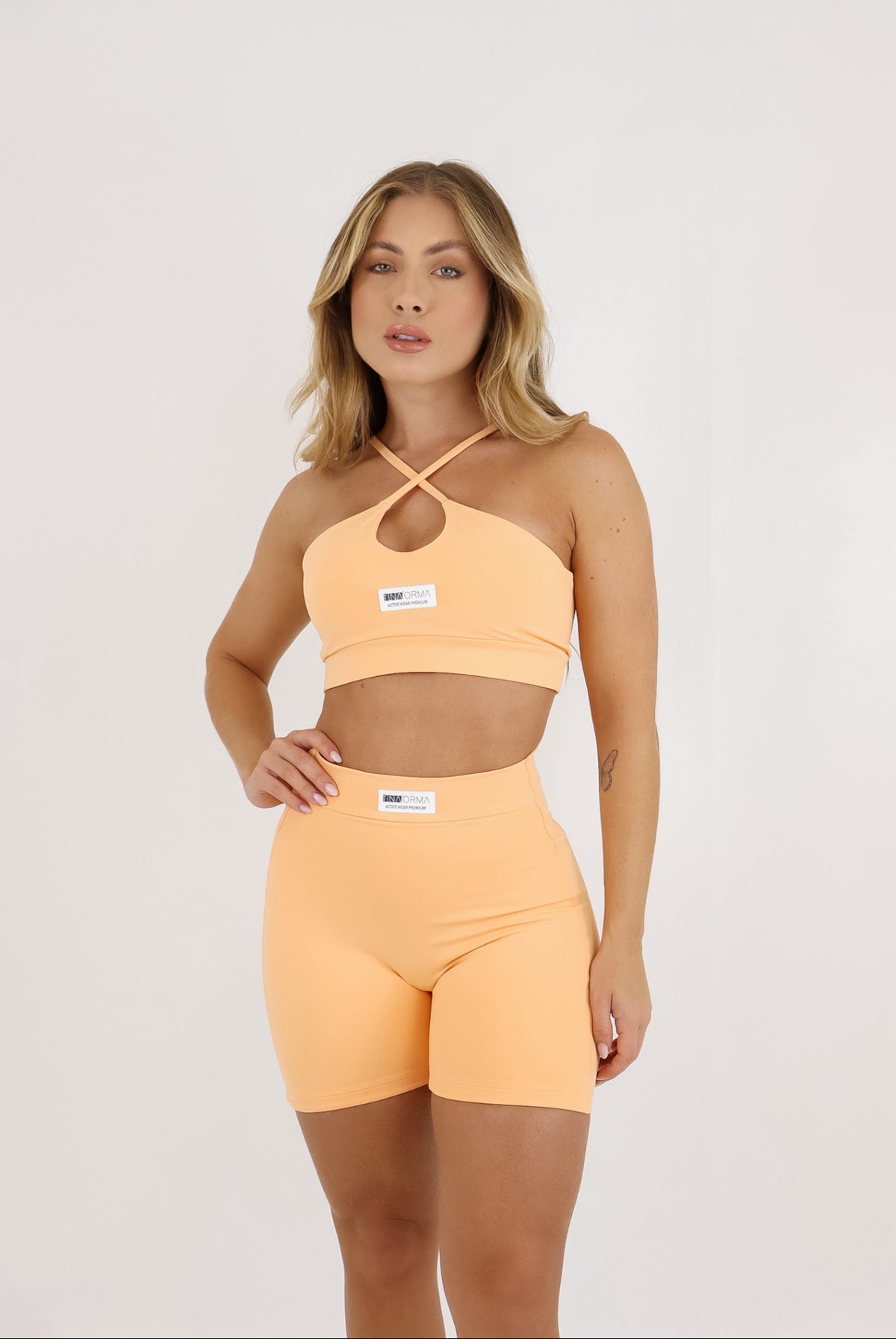 BERMUDA SEM COSTURA FRONTAL - PEACH FUZZ - Fina Forma Fitness