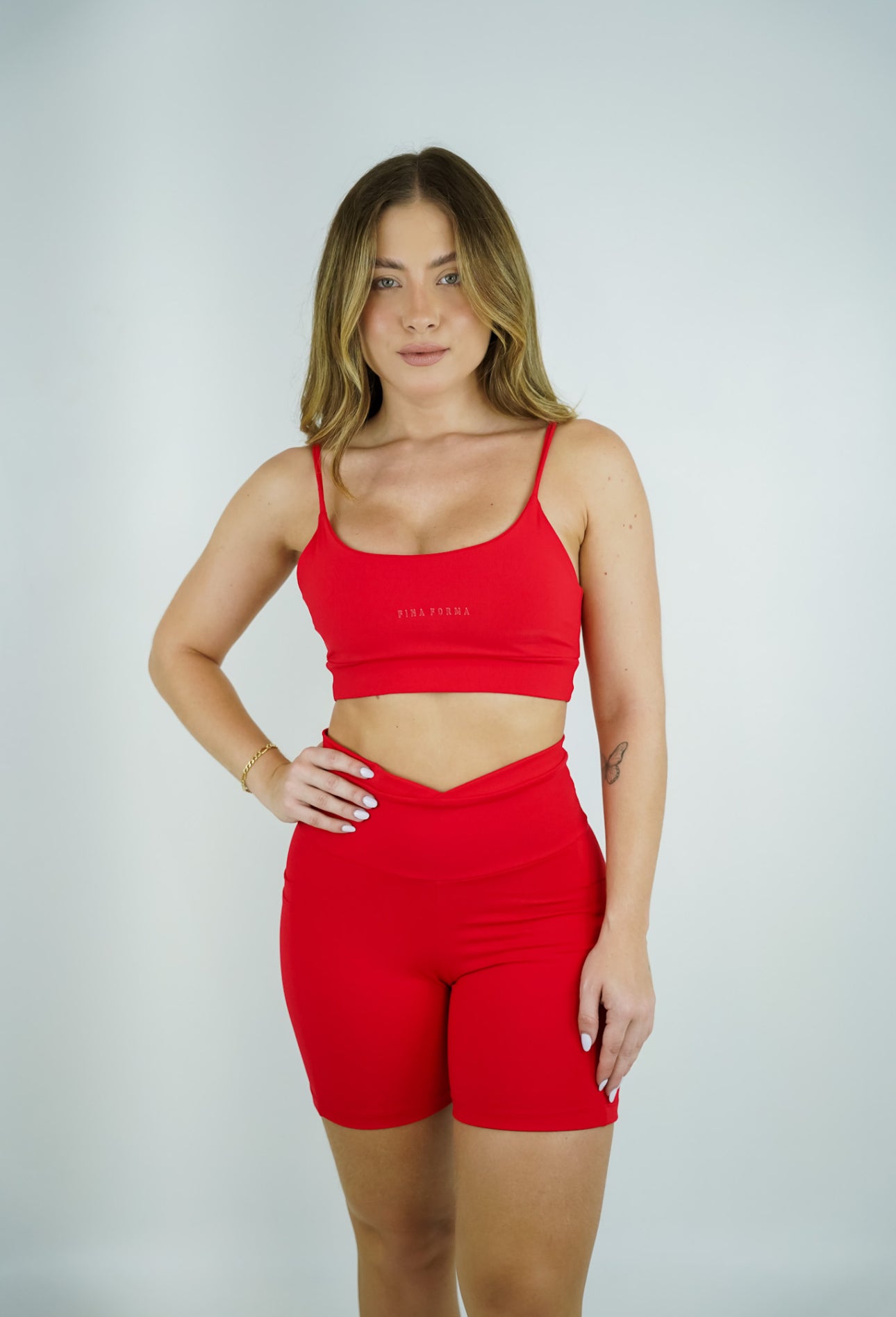 BERMUDA COM BOLSO - VERMELHO