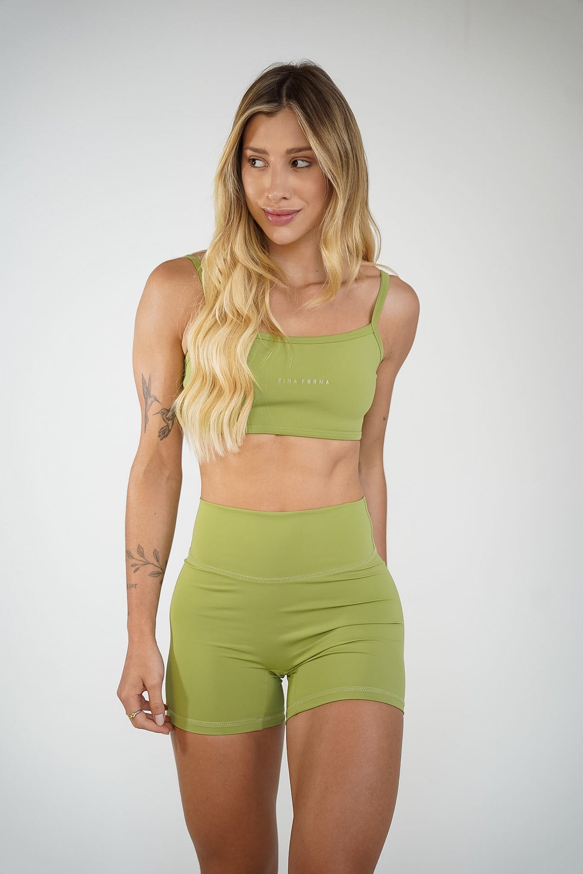 Shorts Essência e Top Serena Capim Limão — Fresh Collection