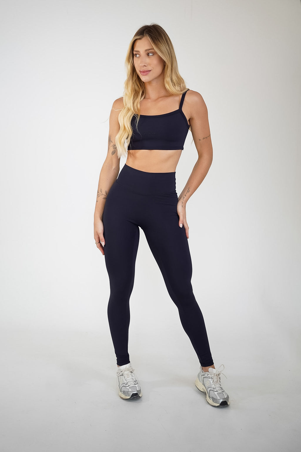 Top Serena e Legging Essência Preto — Fresh Collection