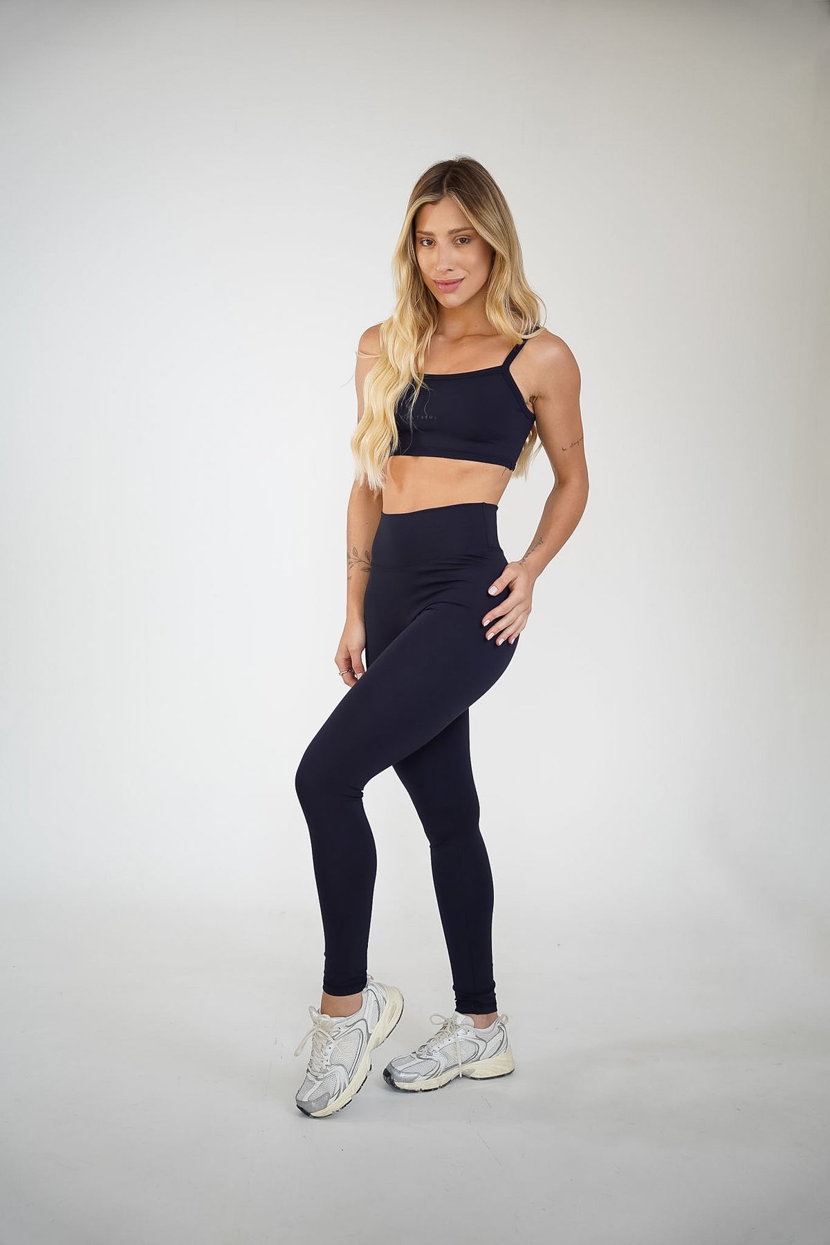 Top Serena e Legging Essência Preto — Fresh Collection